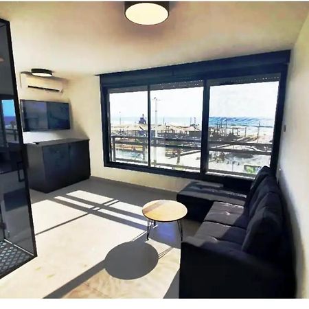 Ryo 11 דירת נופש חדשה על חוף הים נוף לים Apartamento Bat Yam Exterior foto