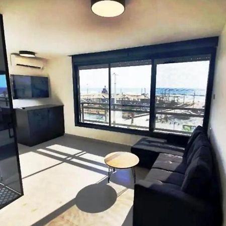 Ryo 11 דירת נופש חדשה על חוף הים נוף לים Apartamento Bat Yam Exterior foto