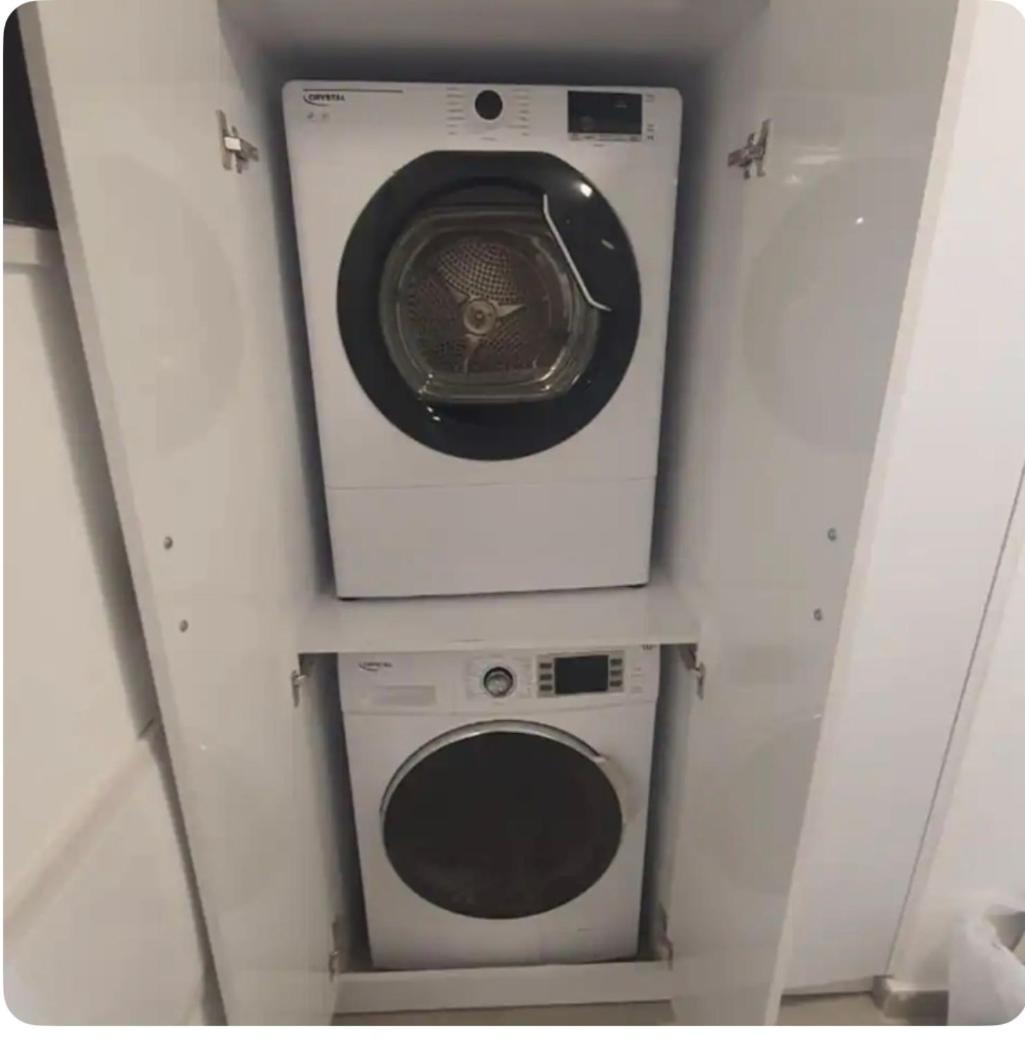 Ryo 11 דירת נופש חדשה על חוף הים נוף לים Apartamento Bat Yam Exterior foto